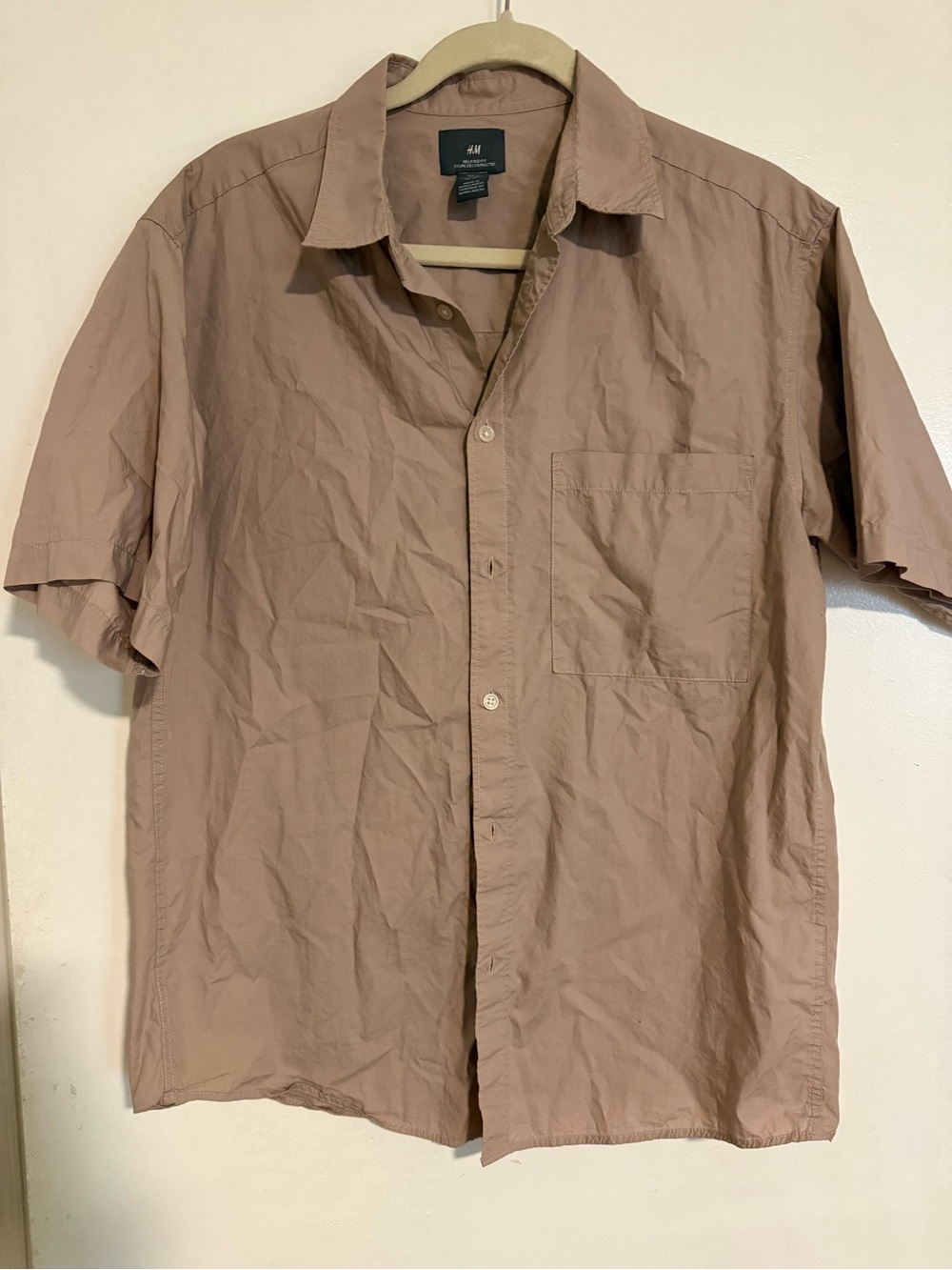 H&M Men's Button-Down Short Sleeve Shirt in Dusty Mauve